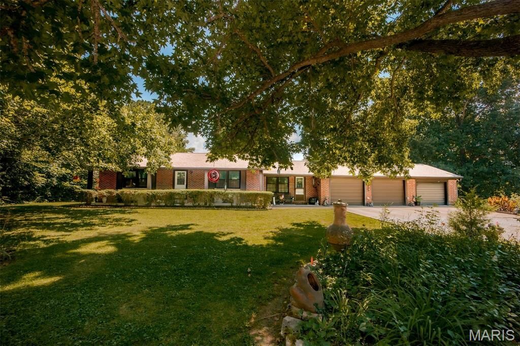 Property Photo: 324 Cys Lane MO 63005
