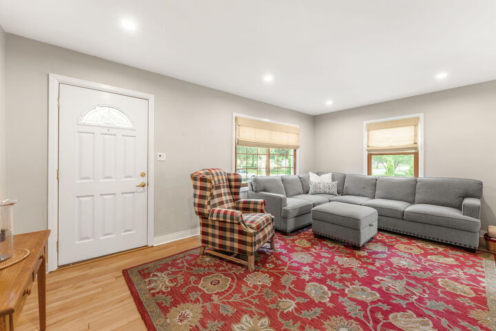 Property Photo: W59n777 Highwood Dr WI 53012