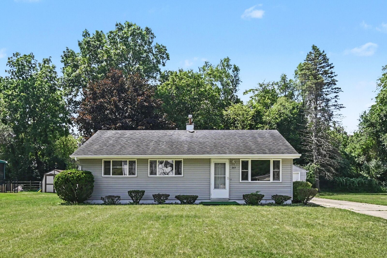 Property Photo: 265 Amherst Street MI 49203