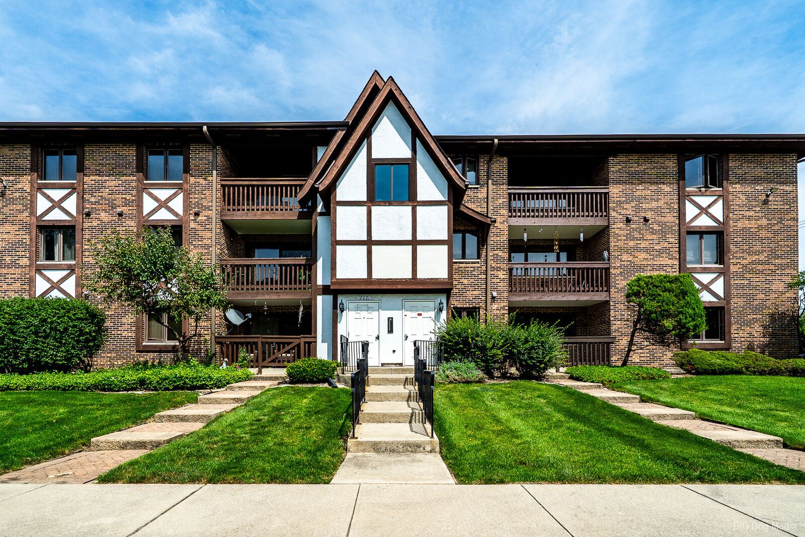 Property Photo: 10251 Major Avenue 108 IL 60453