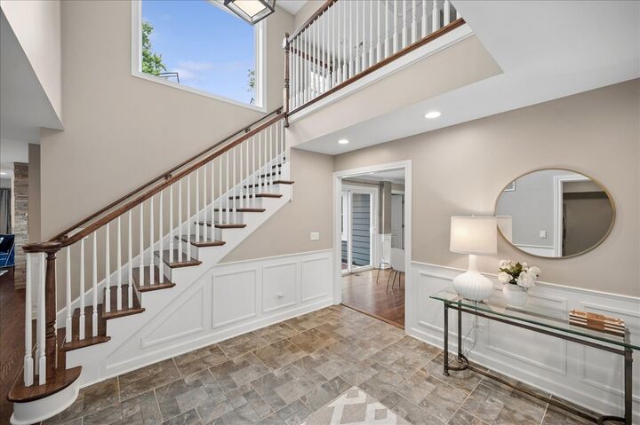 Property Photo: 586 Earl Drive IL 60093