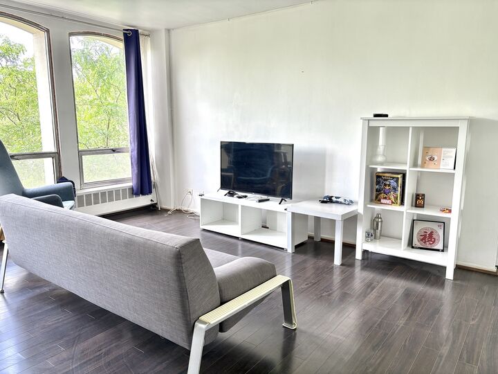 Property Photo: 1401 E 55th Street 315N IL 60615