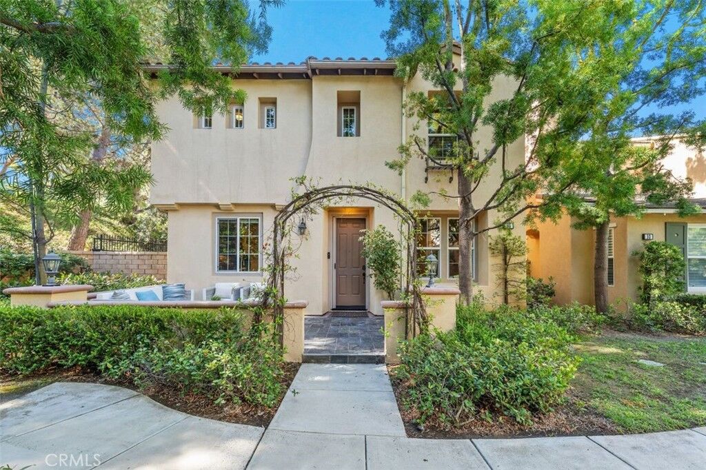 Property Photo:  95 Canopy  CA 92603 