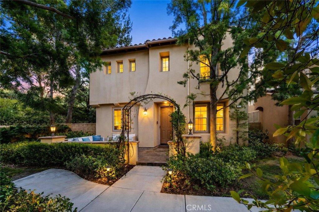 Property Photo:  95 Canopy  CA 92603 
