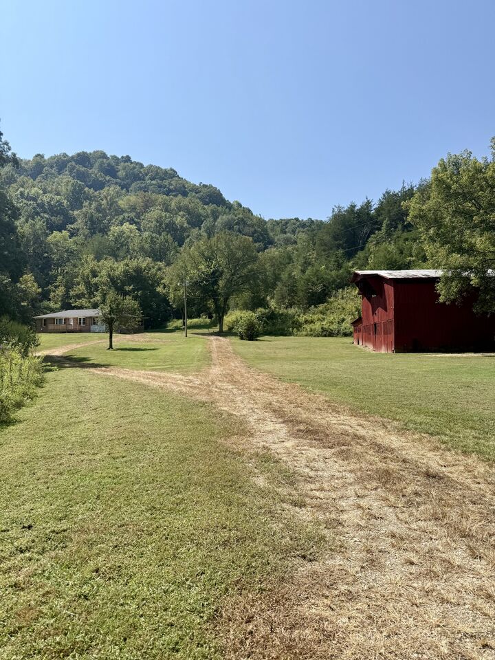Property Photo:  2625 Wartrace Hwy  TN 38588 