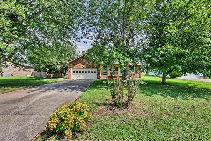 Property Photo: 3431 Chaney Ln TN 37042