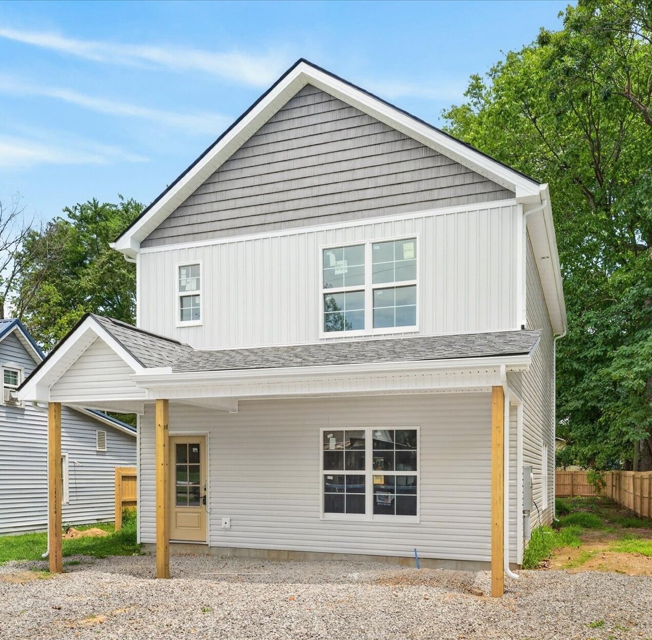 Property Photo:  403 Locust St  TN 37042 
