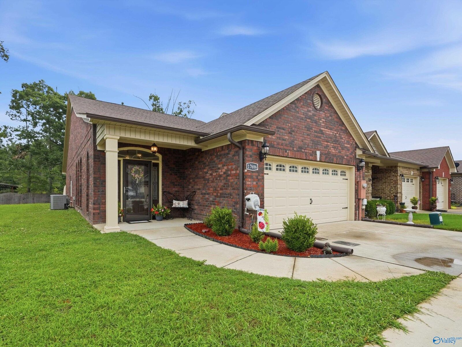 Property Photo: 17686 Antlers Pass AL 35611