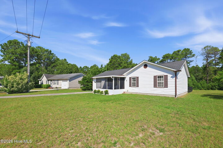 Property Photo:  416 Oregon Trail  NC 28539 