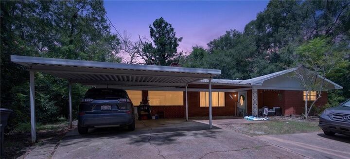 Property Photo:  1504 Emanuel Street  LA 71457 