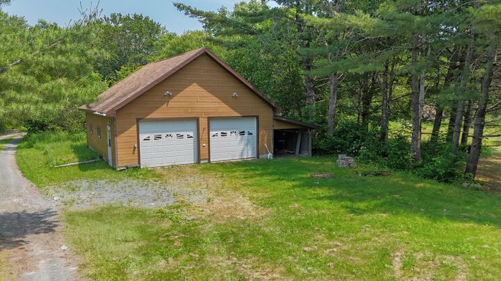 Property Photo: 1 Morton Street NS B0T 1P0