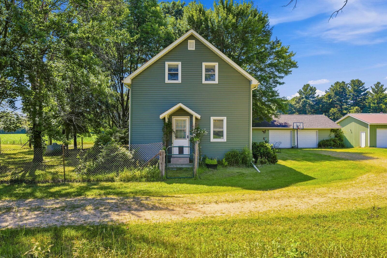 Property Photo: E3993 550th Avenue WI 54751