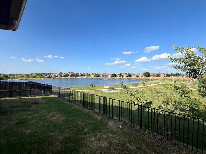 Property Photo: 12404 Woods Edge Trail TX 76244
