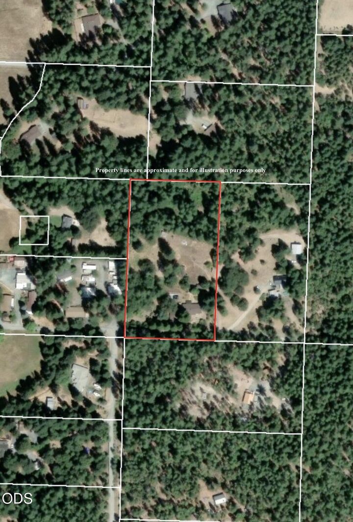 Property Photo: 6148 E Evans Creek Road OR 97537