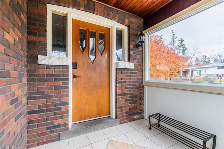 Property Photo:  60 Lake Avenue Drive  ON L8G 3N3 