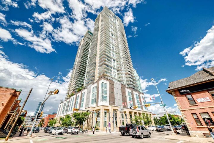 Property Photo: 1188 3 Street SE 3507 AB T2G 1H8
