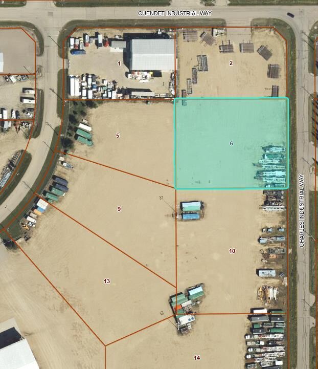 Property Photo: 6 Charles Industrial Way AB T4S 0A6
