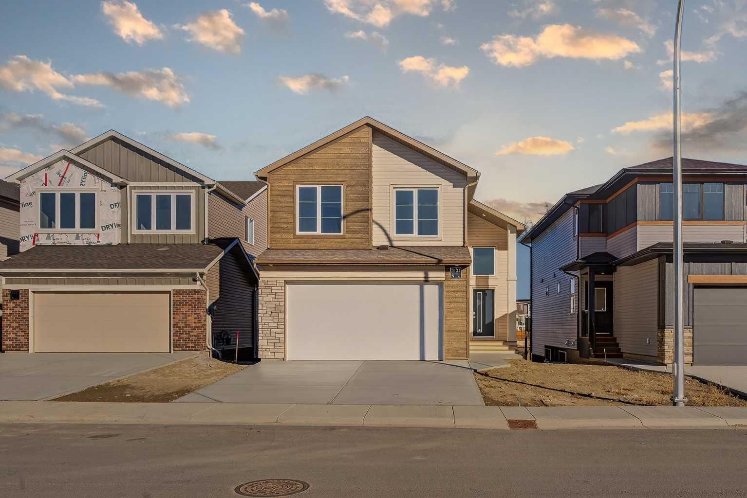 Property Photo: 3121 44 Street S AB T1K 8L1