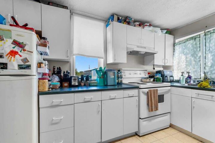 Property Photo:  1836 21 Avenue  AB T0M 0V0 