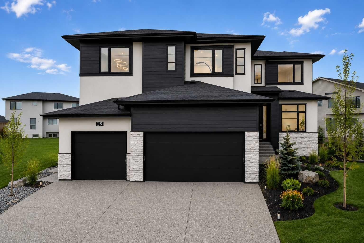 Property Photo: 19 Rockcliff Court NW AB T3G 0G6
