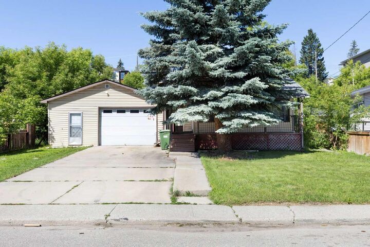 Property Photo: 3819 1 Street NE AB T2E 3E1