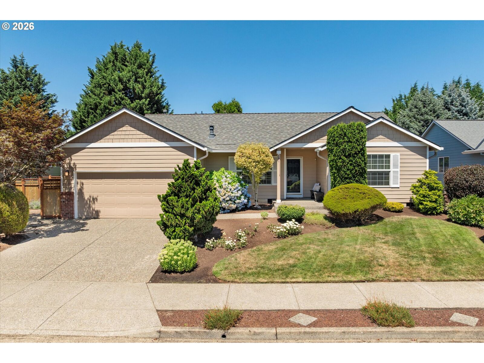 Property Photo: 15057 Spyglass Ln OR 97045