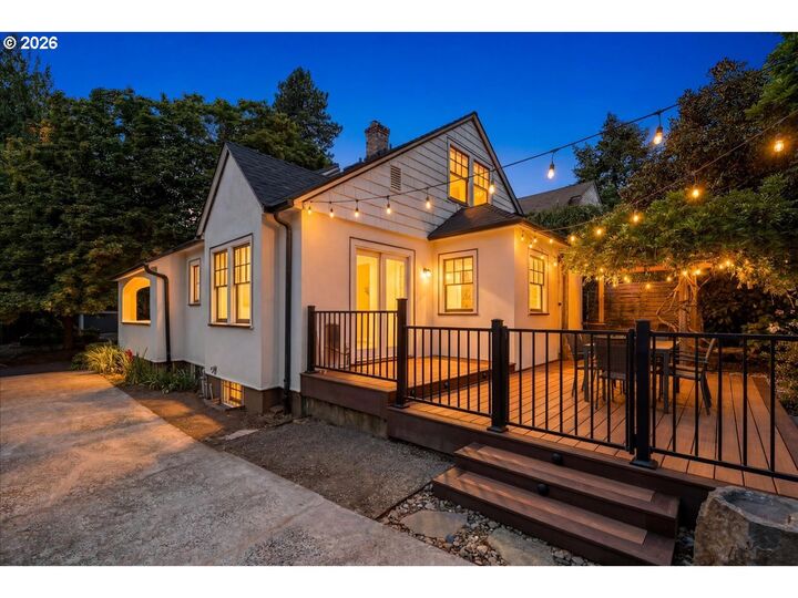 Property Photo:  3434 NE 29th Ave  OR 97212 