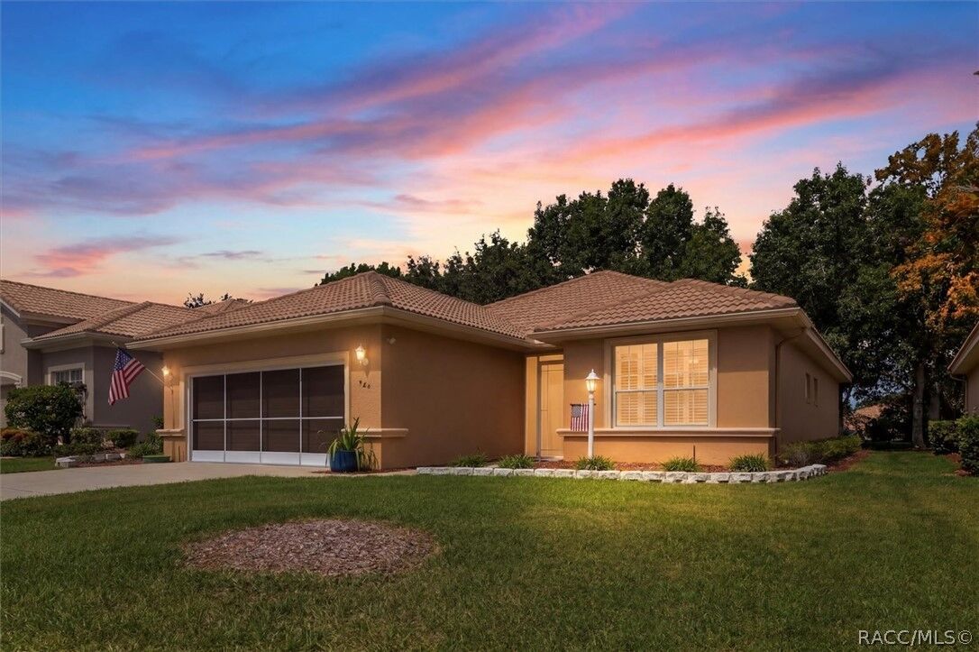 Property Photo:  984 W Silver Meadow Loop  FL 34442 