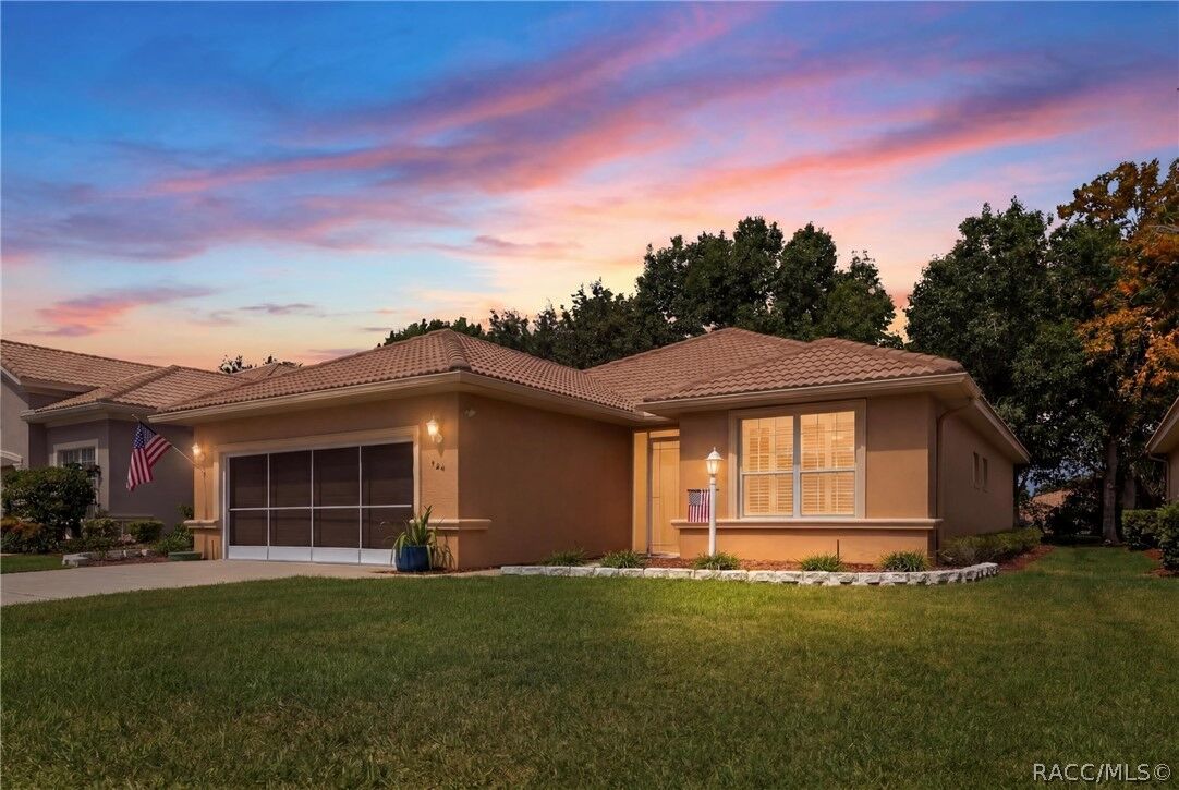 Property Photo:  984 W Silver Meadow Loop  FL 34442 