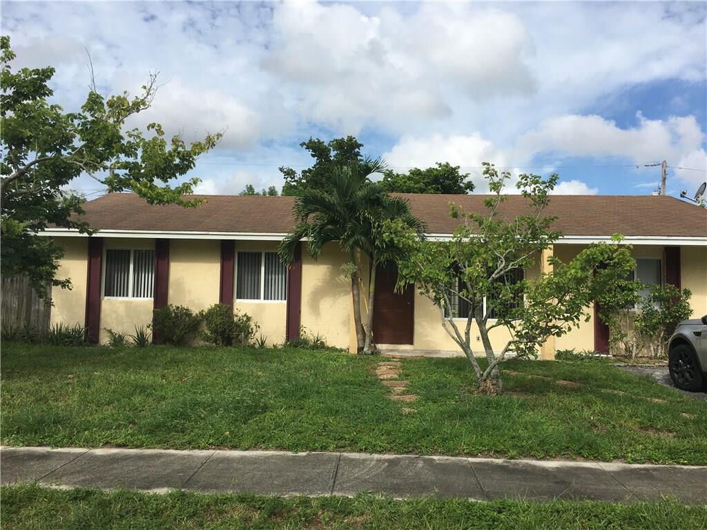 Property Photo:  4231 SW 55th Avenue  FL 33314 