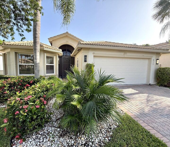 Property Photo: 8135 Playa Del Sur Boulevard FL 33467