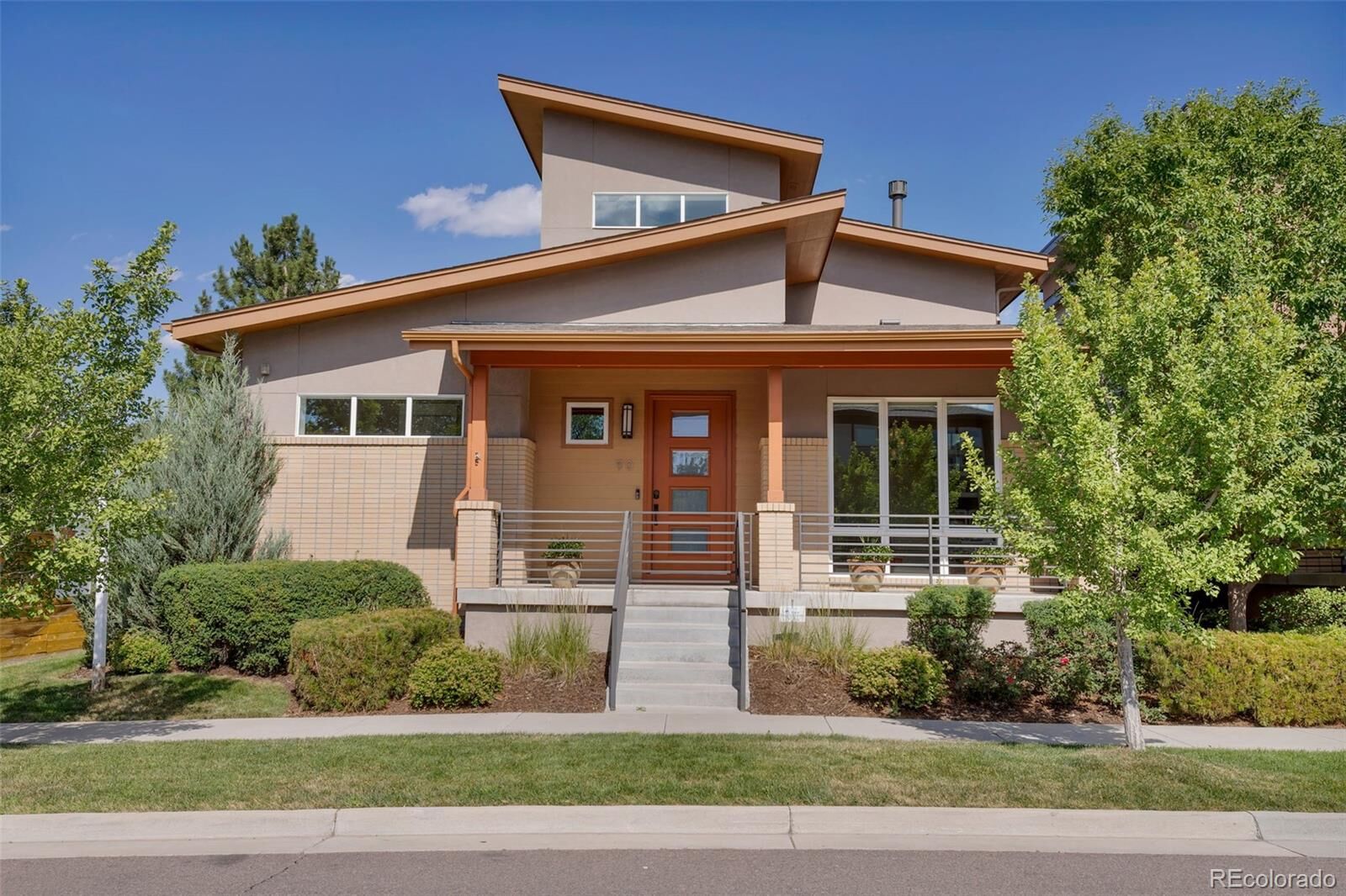 Property Photo: 90 Niagara Street CO 80230