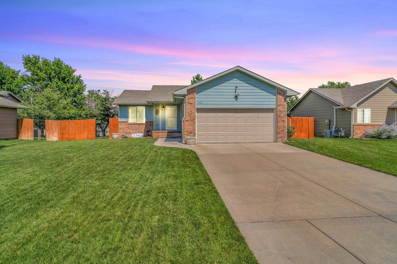 Property Photo:  610 S Blue Stem Cir  KS 67060 