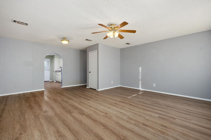 Property Photo:  144 Stoneham Street  TX 76905 