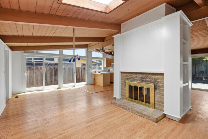 Property Photo: 3778 Corina Way CA 94303