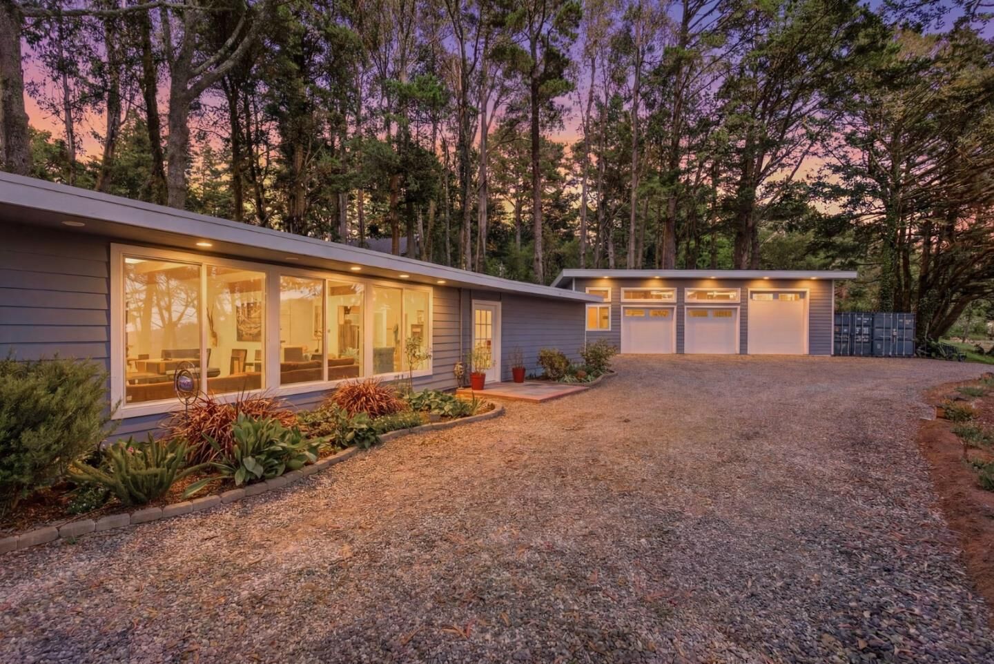 Property Photo:  12180 Skyline Boulevard  CA 94062 