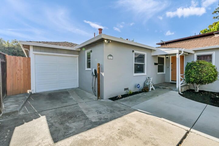Property Photo:  389 Lastreto Avenue  CA 94085 