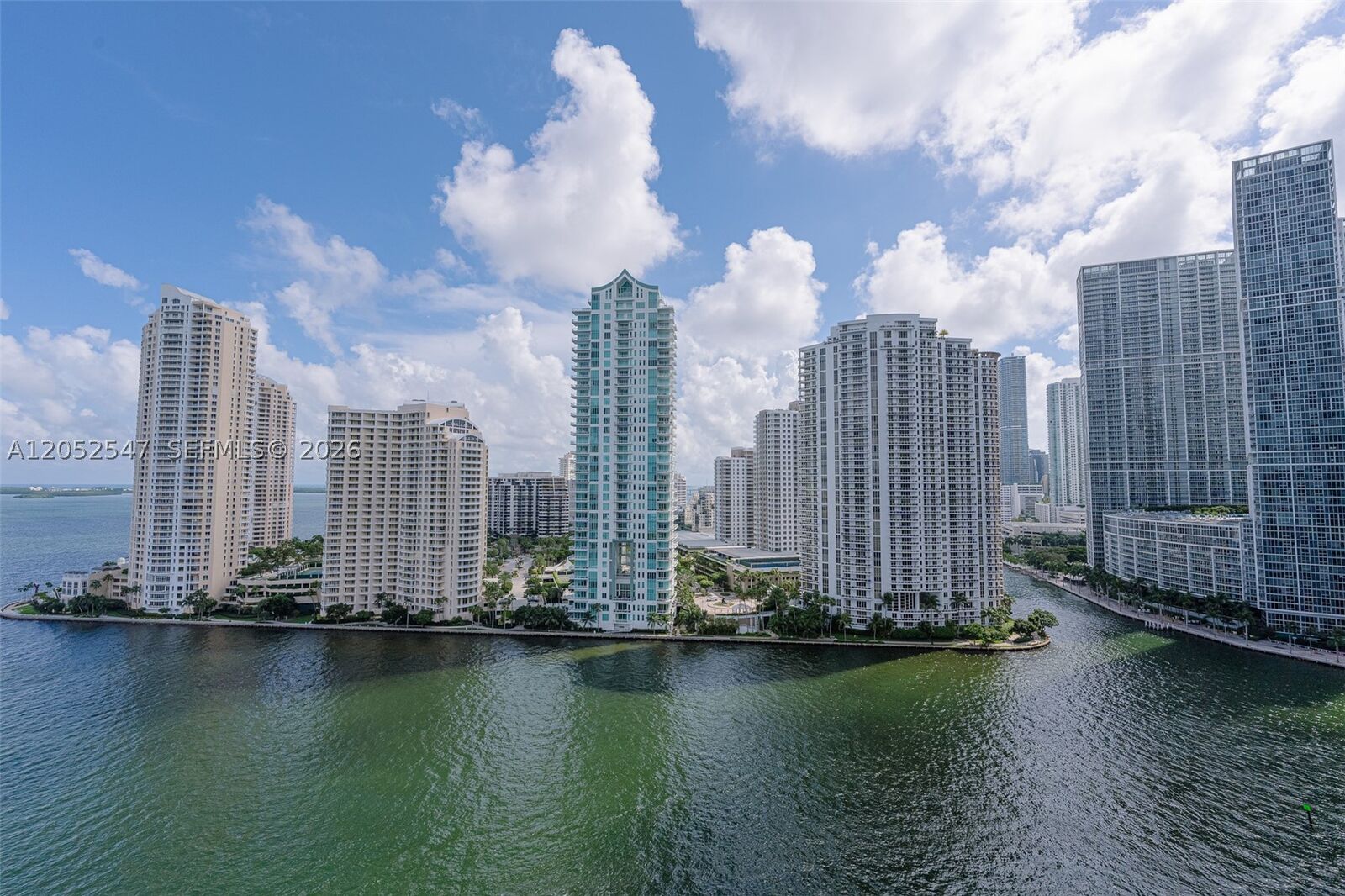 Property Photo:  325 S Biscayne Blvd 2119  FL 33131 