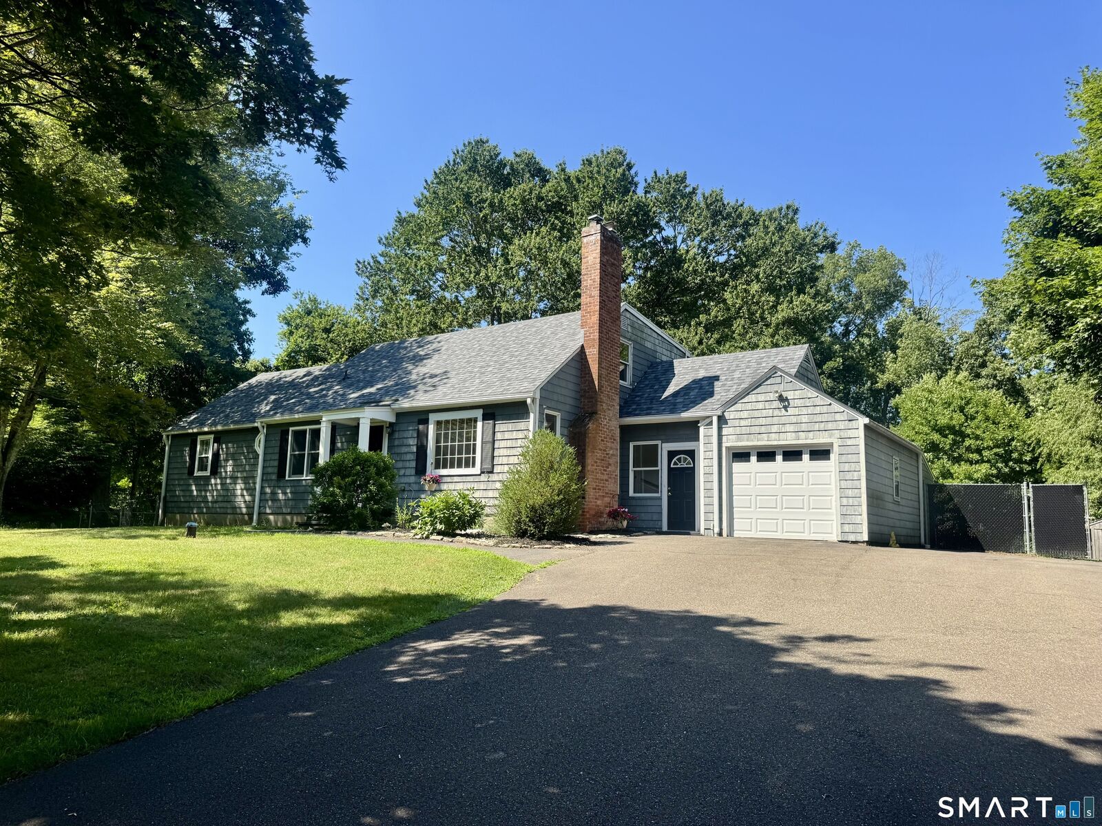 Property Photo: 46 Notch Hill Road CT 06471