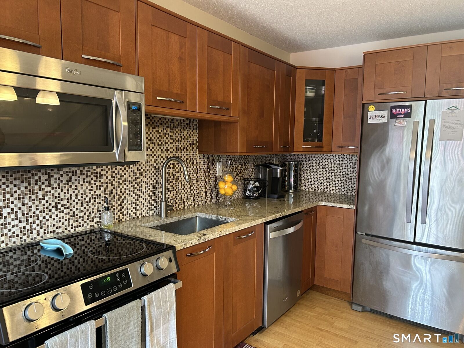 Property Photo: 136 Webster Court 136 CT 06111