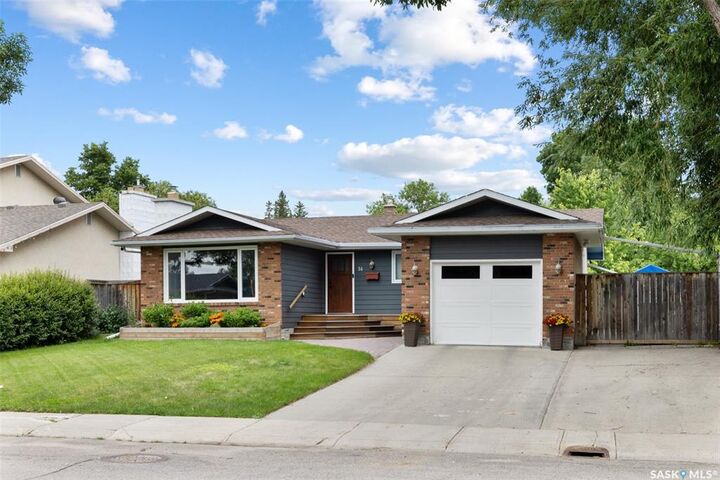 Property Photo:  34 Plainsview Drive  SK S4S 6K3 