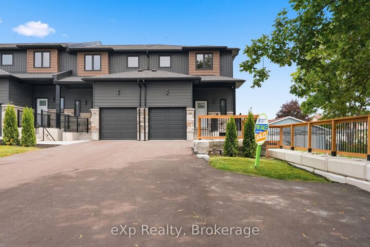 Property Photo:  79 Maclellan Avenue  ON K8V 5H5 