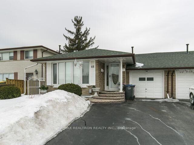 Property Photo:  62 Wilton Drive  ON L6W 3A1 