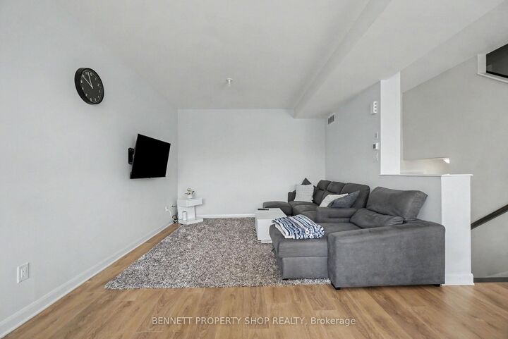 Property Photo:  127 Attwell Private  ON K2K 0P6 