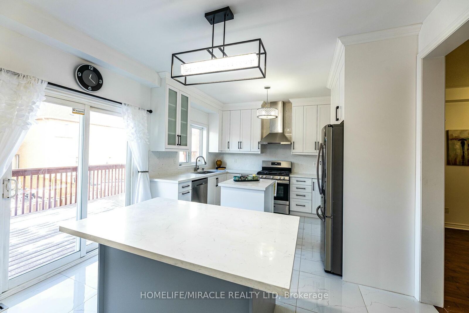 Property Photo: 25 Oblate Crescent ON L6Y 0K2