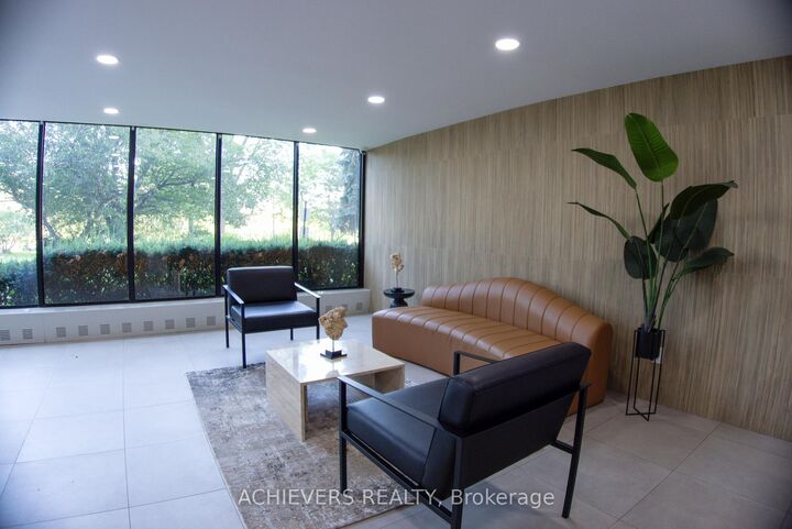 Property Photo:  100 Echo Point Ph 6  ON M1W 2V2 