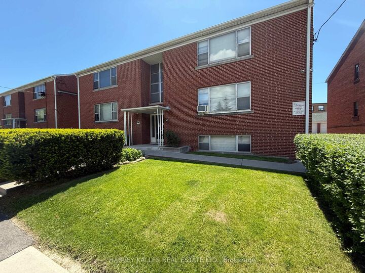 Property Photo: 88 Trethewey Drive 4 ON M6M 4B4