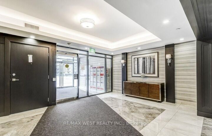 Property Photo:  101 Shoreview Place 426  ON L8E 0K2 