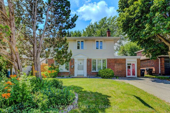 Property Photo: 8 Shaughnessy Boulevard ON M2J 1H5