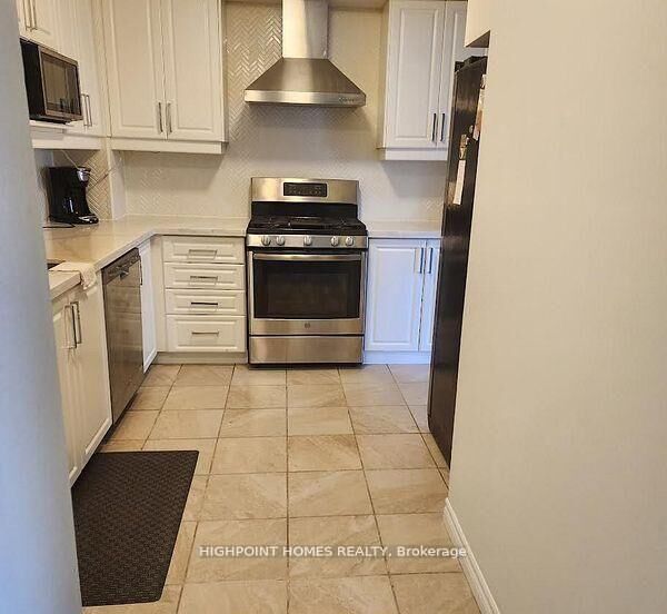 Property Photo:  18 Valley Stream Drive  ON M1V 2A5 